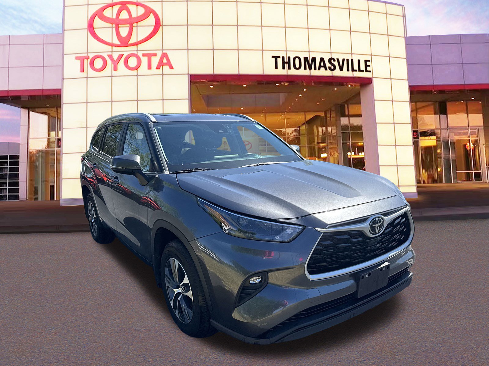 2023 Toyota Highlander XLE photo 3