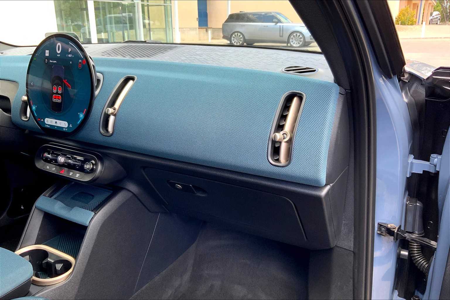 2025 Mini Countryman S ALL4 photo 14