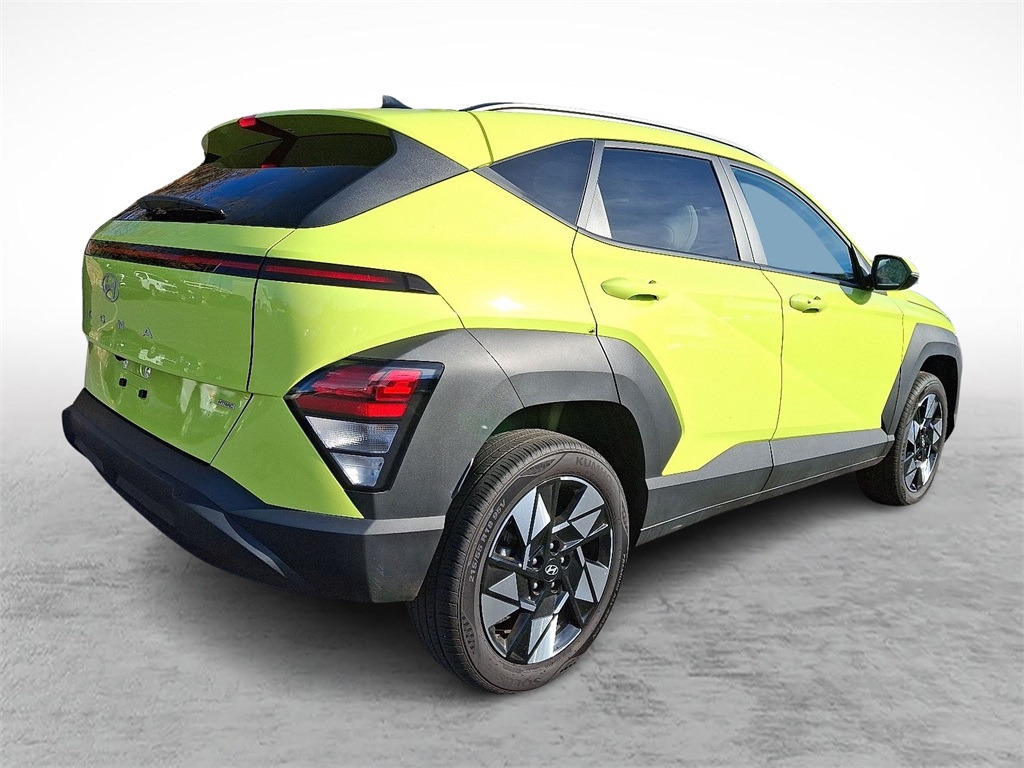2025 Hyundai Kona SEL photo 4