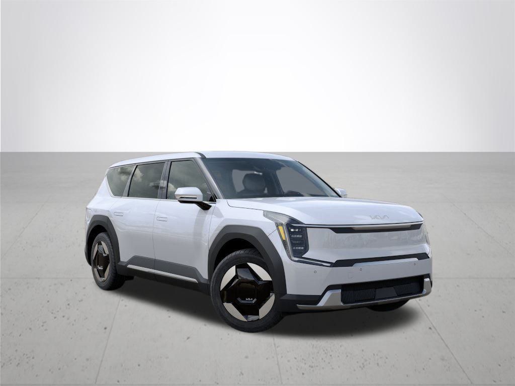 2026 Kia EV9 Light Long Range photo 8
