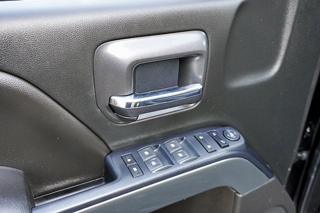 Used 2018 Black Chevrolet LT image 21