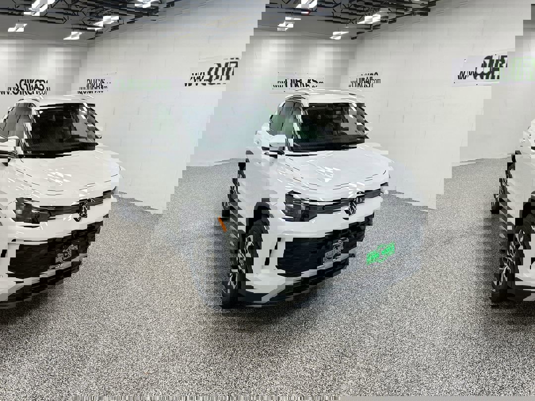 2025 Volkswagen Tiguan S's photo