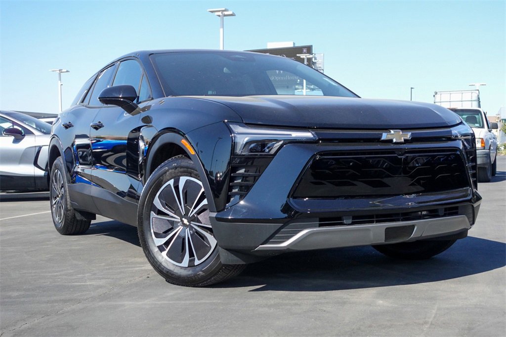 2025 Chevrolet Blazer EV LT's photo