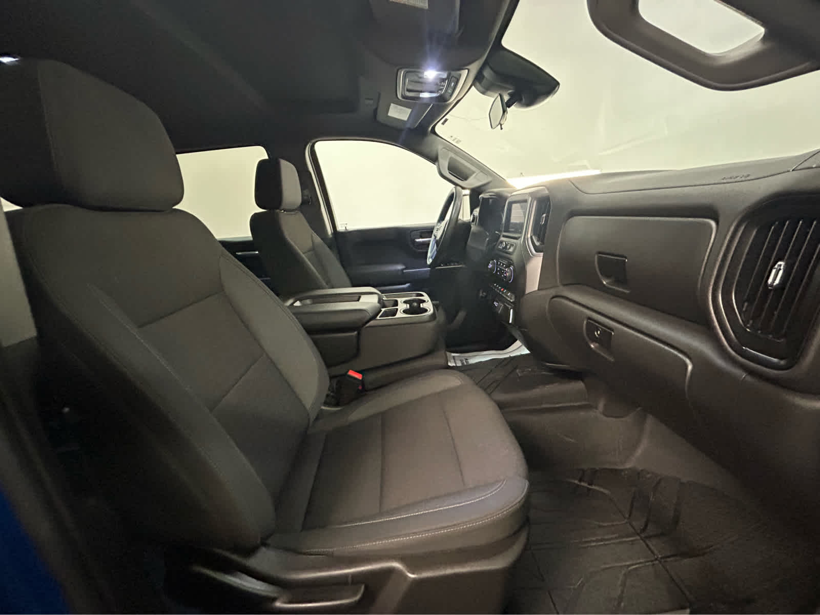 2024 Chevrolet Silverado 1500 Custom Trail Boss photo 16