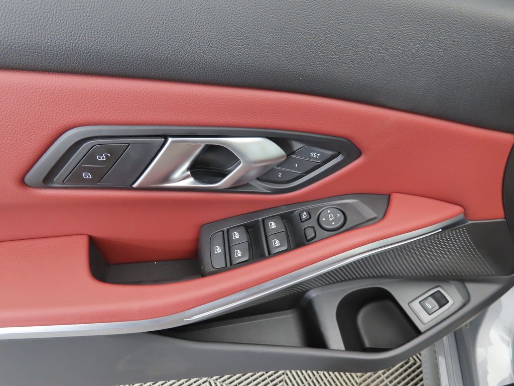 2025 Bmw 330i photo 23