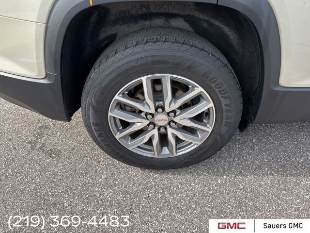 2017 Gmc Acadia SLE photo 34