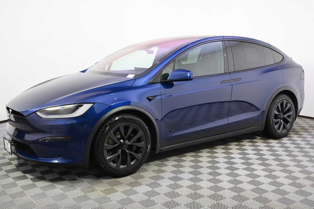 Used 2024 Tesla Model X Long Range with VIN 7SAXCBE56RF432874 for sale in Minneapolis, Minnesota
