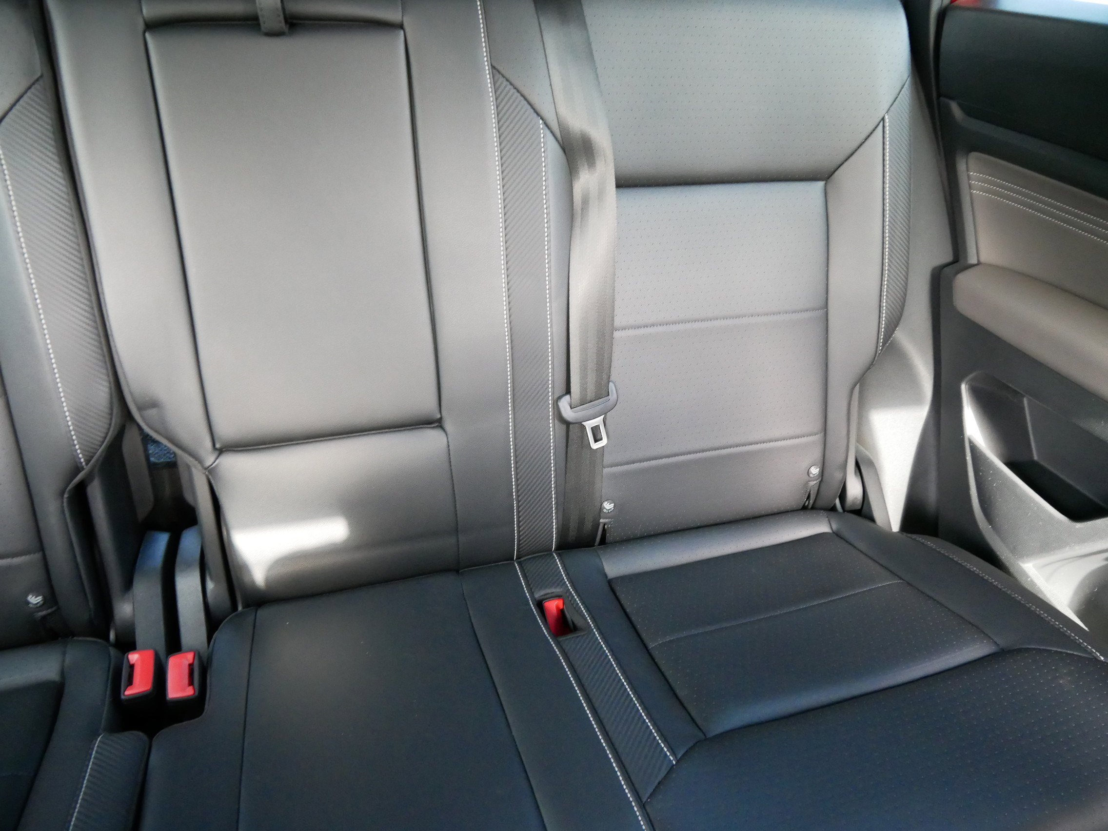 2022 Volkswagen Atlas Cross Sport SE Technology photo 12