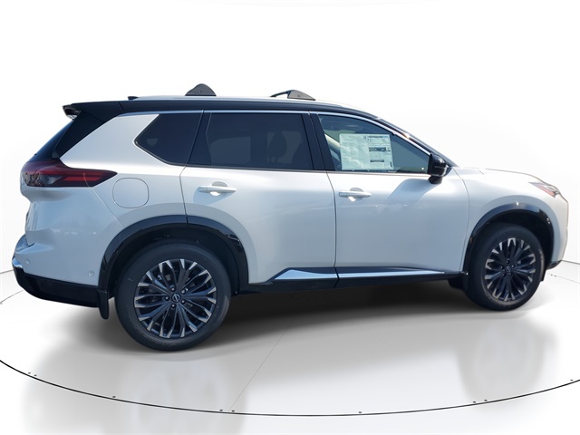 2026 Nissan Rogue Platinum photo 4