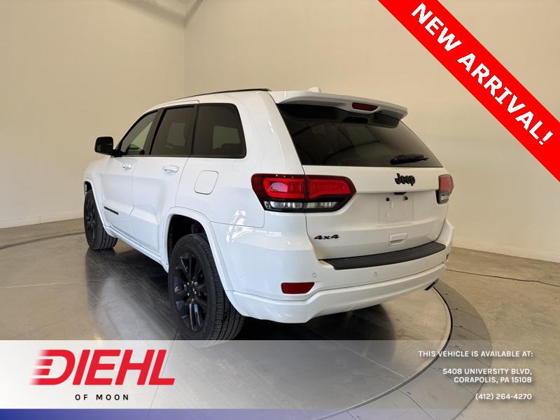 2021 Jeep Grand Cherokee Laredo X photo 4
