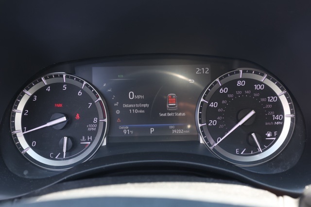 2022 Toyota Highlander XLE photo 25