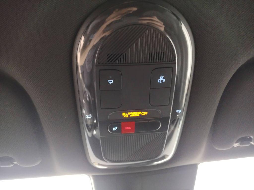 2025 Hyundai Ioniq 5 photo 32