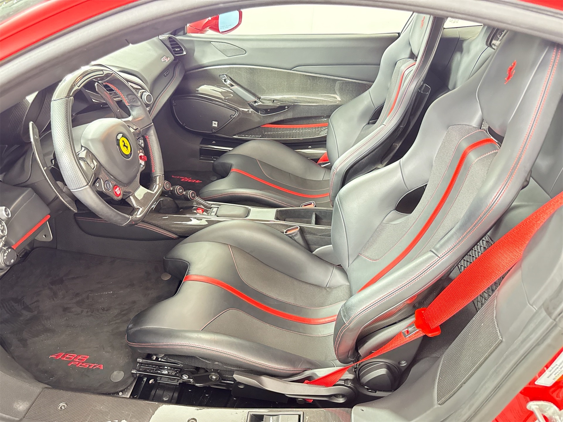 2020 Ferrari 488 Pista photo 9