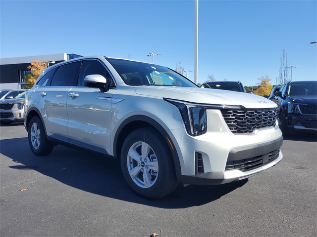 2026 Kia Sorento LX photo 3