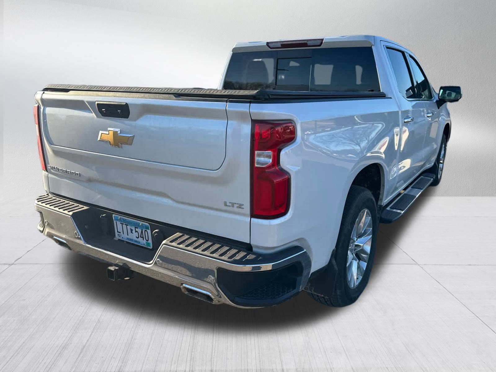 2021 Chevrolet Silverado 1500 LTZ photo 3