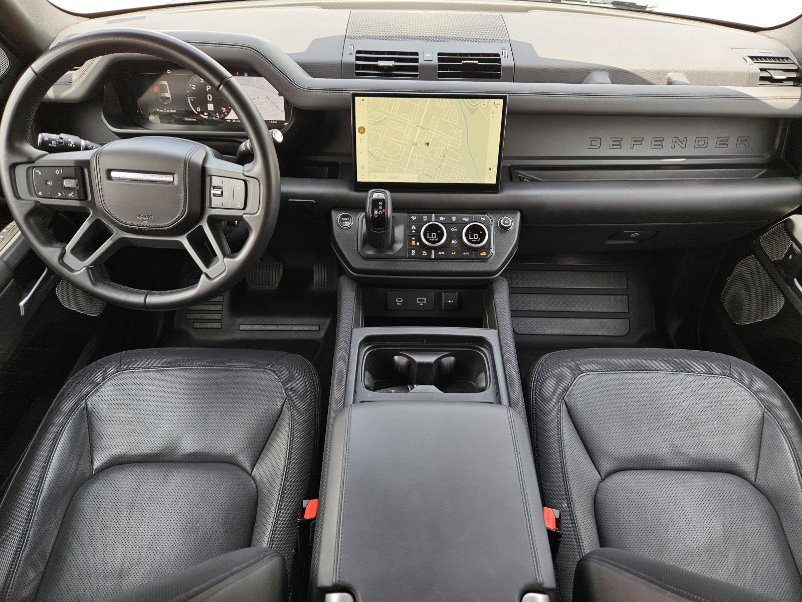 2023 Land Rover Defender X-Dynamic SE photo 35