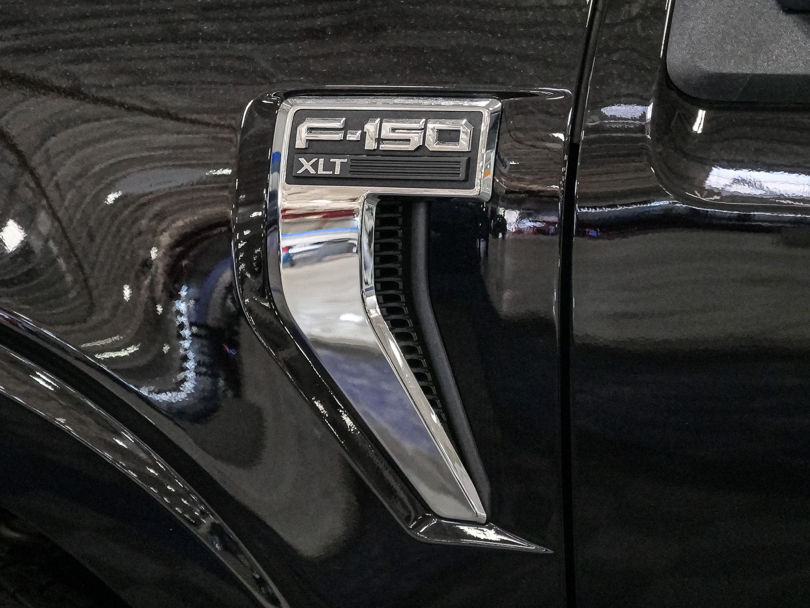 2022 Ford F-150 XLT photo 15