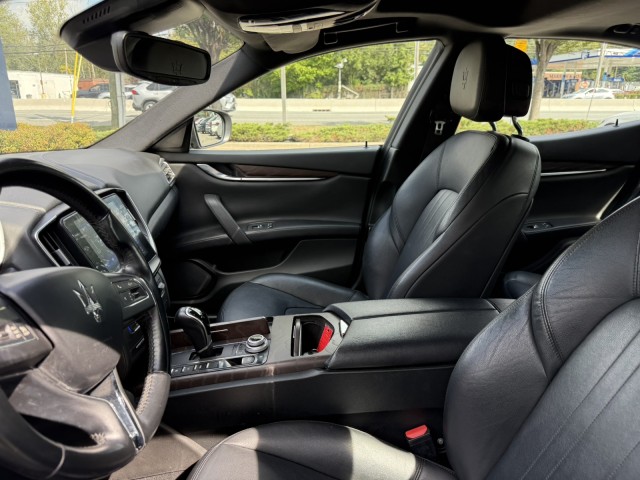 2018 Maserati Ghibli S Q4 photo 9