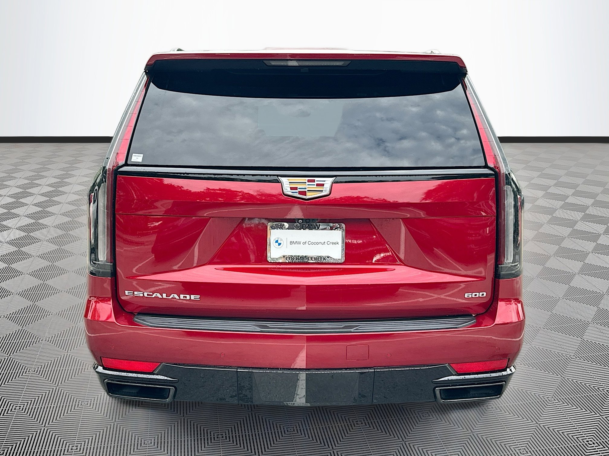 2023 Cadillac Escalade Sport Platinum photo 3