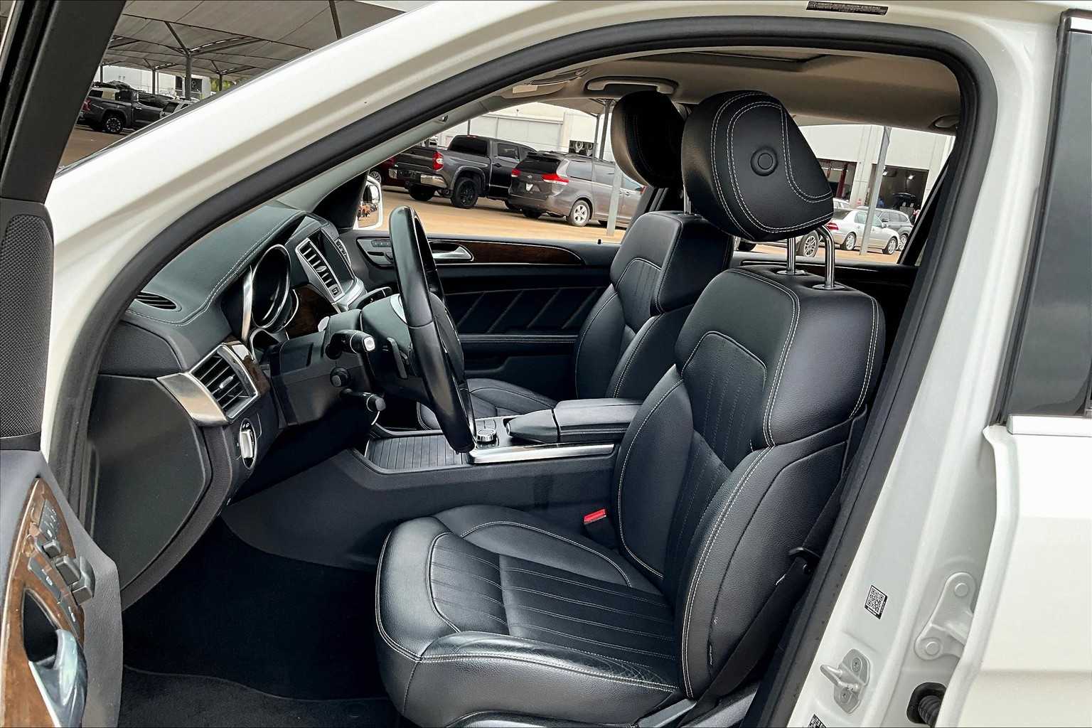 2016 Mercedes Benz GL 450 photo 7