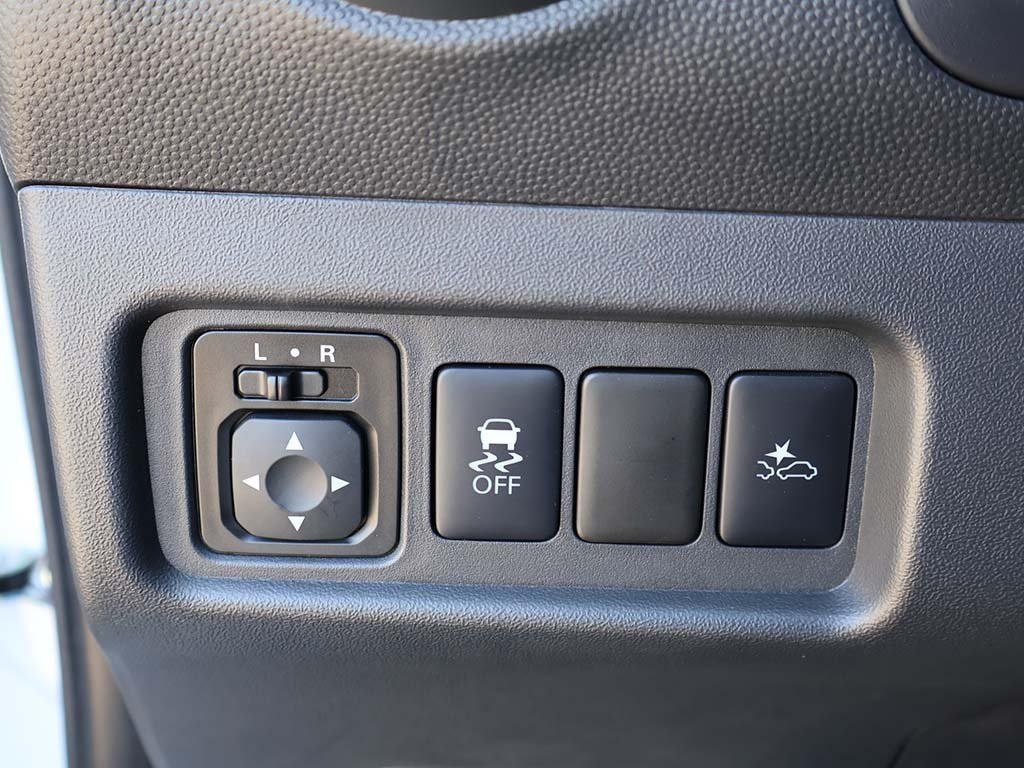 2024 Mitsubishi Mirage G4 ES LE Black Edition photo 37