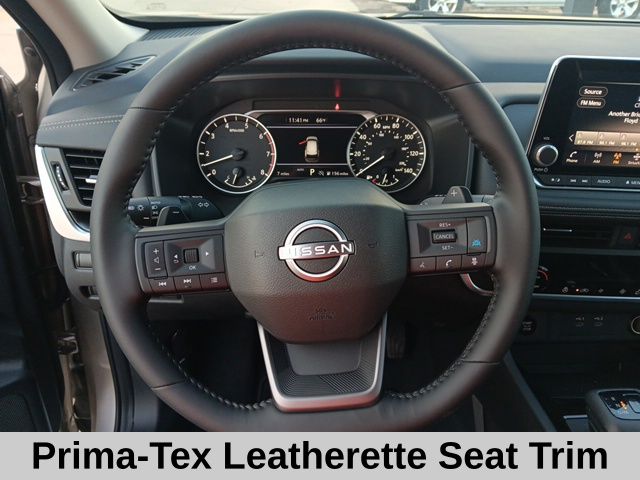 2026 Nissan Rogue SV photo 7