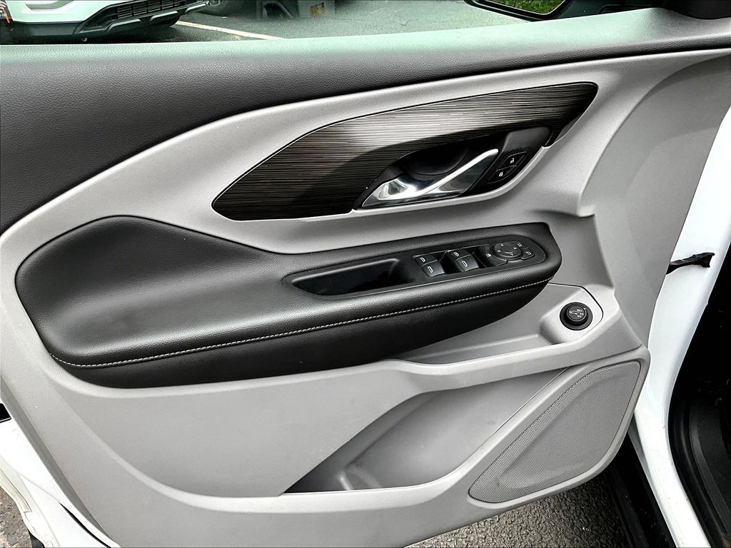 2023 Gmc Terrain SLE photo 11