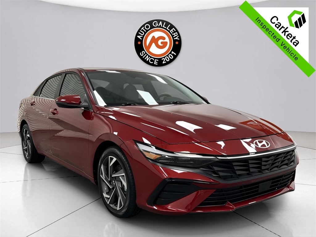 2024 Hyundai Elantra Limited's photo