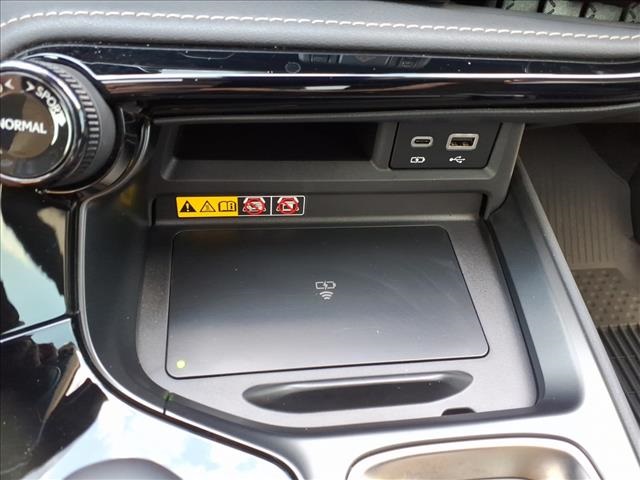 2025 Lexus NX 250 - Photo 27