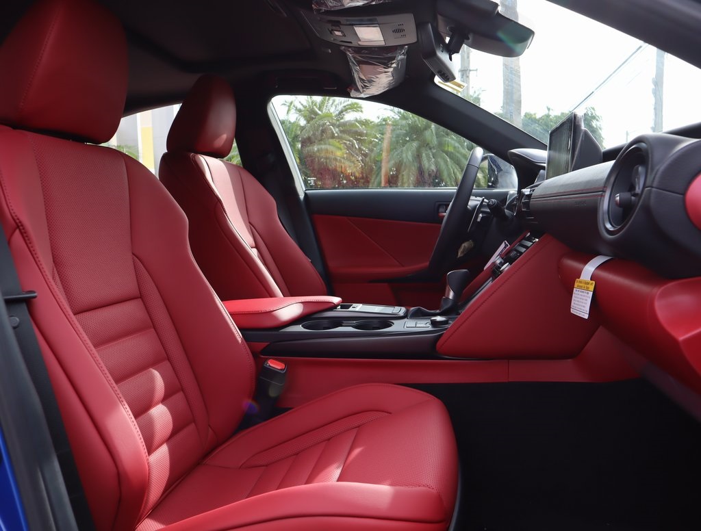 2025 Lexus IS 300 F SPORT photo 29