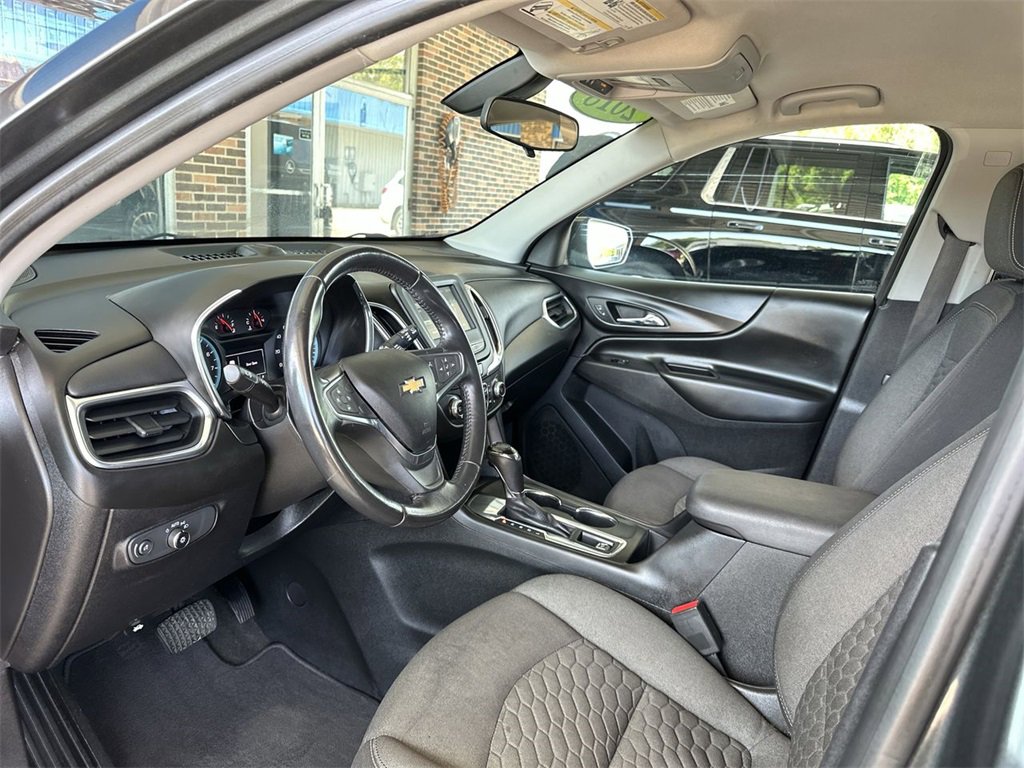 2018 Chevrolet Equinox LT photo 19