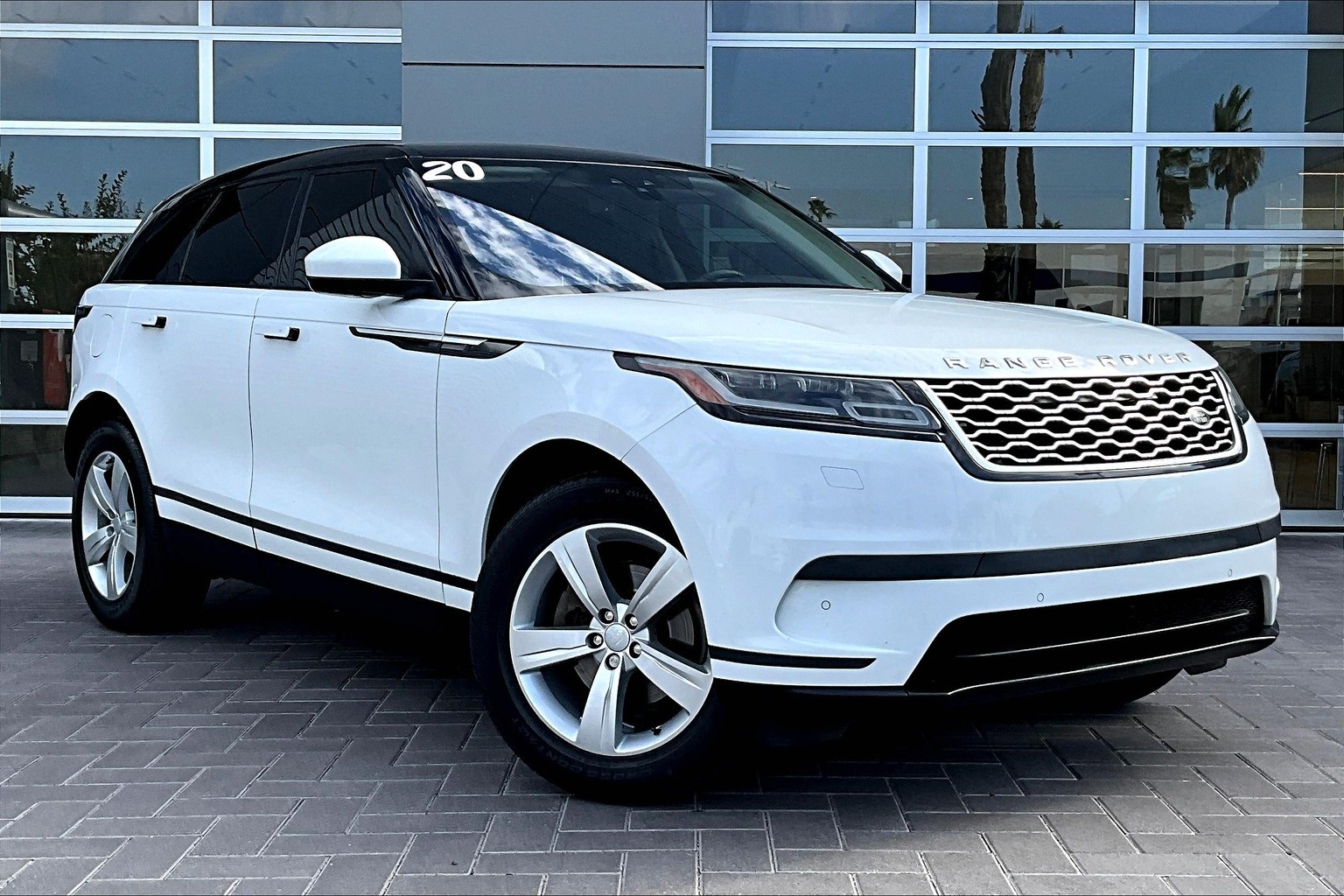 2020 Land Rover Range Rover Velar S photo 3