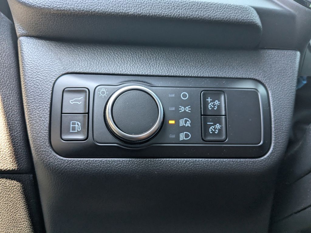 2025 Ford Escape Hybrid ST-Line photo 18