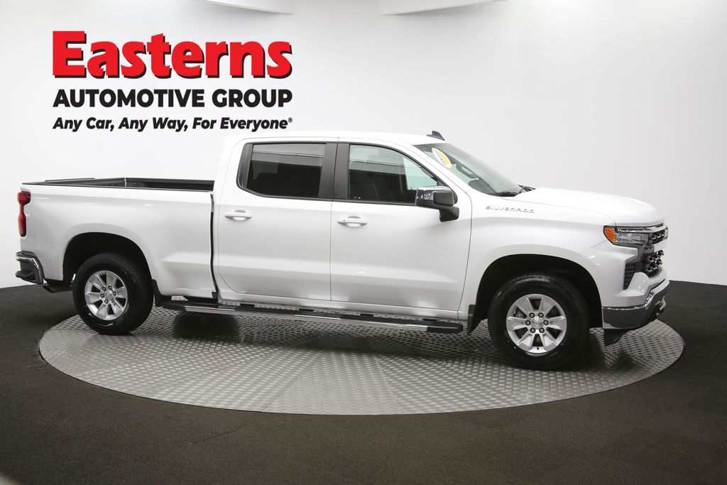 2024 Chevrolet Silverado 1500 LT photo 32