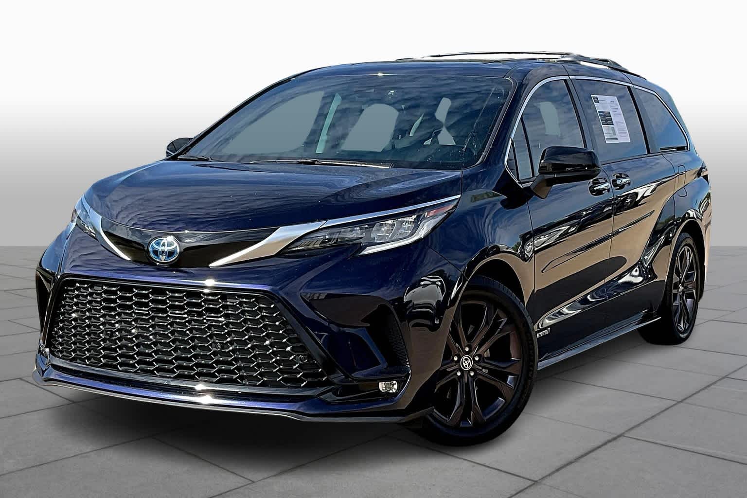 PreOwned 2021 Toyota Sienna XSE Minivan, Passenger in Sugar Land