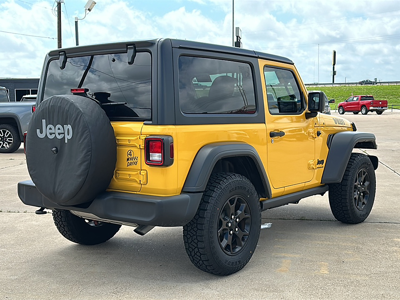 Used 2021 Hellayella Clearcoat Jeep Willys 4X4 image 8