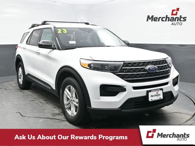 2023 Ford Explorer XLT's photo