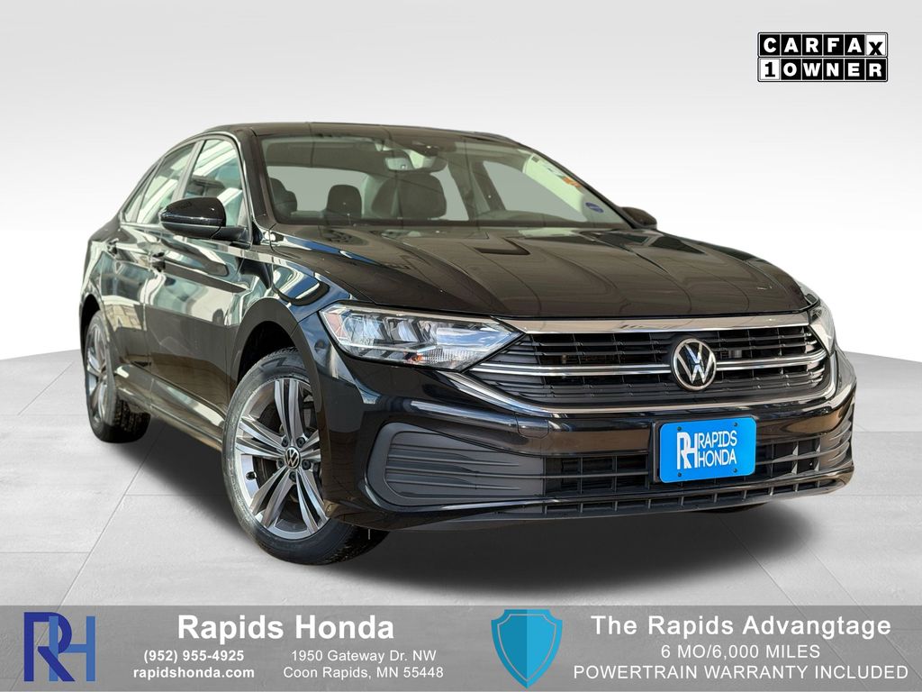 2022 Volkswagen Jetta SE's photo