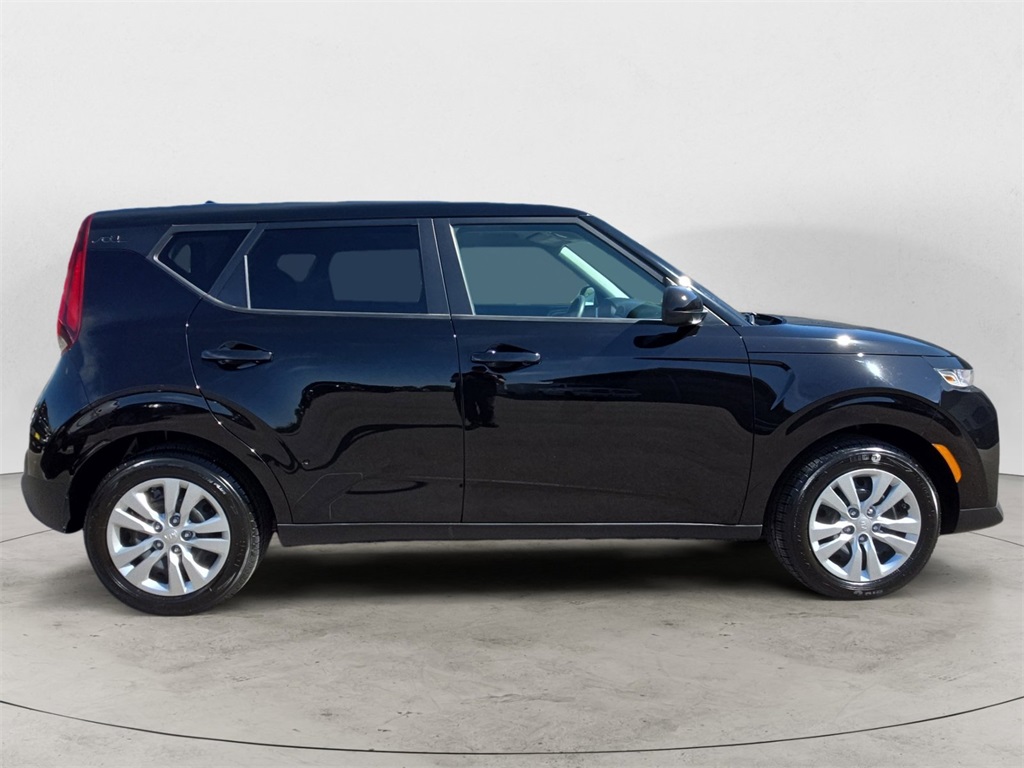 2020 Kia Soul LX photo 6