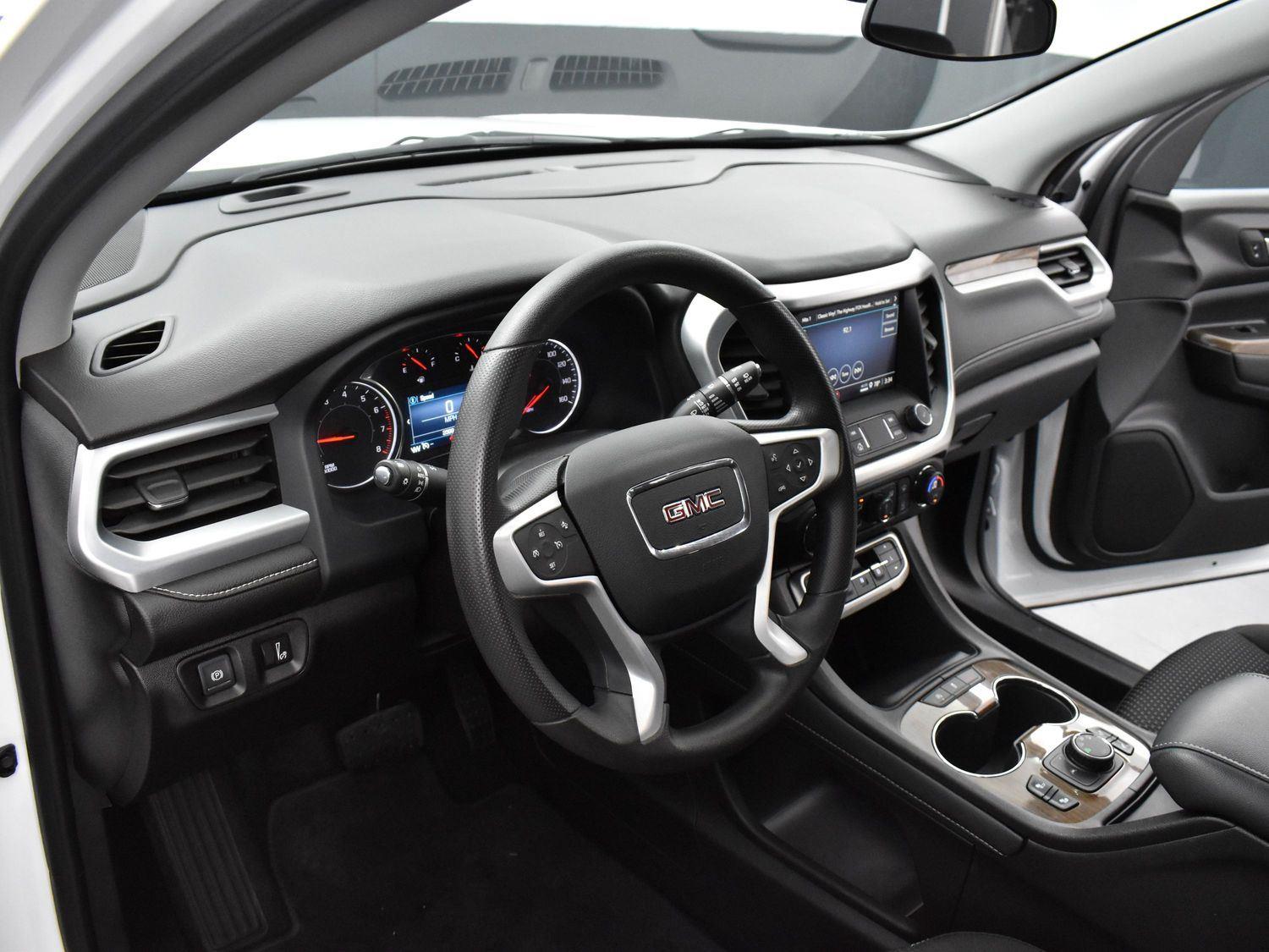 2023 Gmc Acadia SLE photo 12