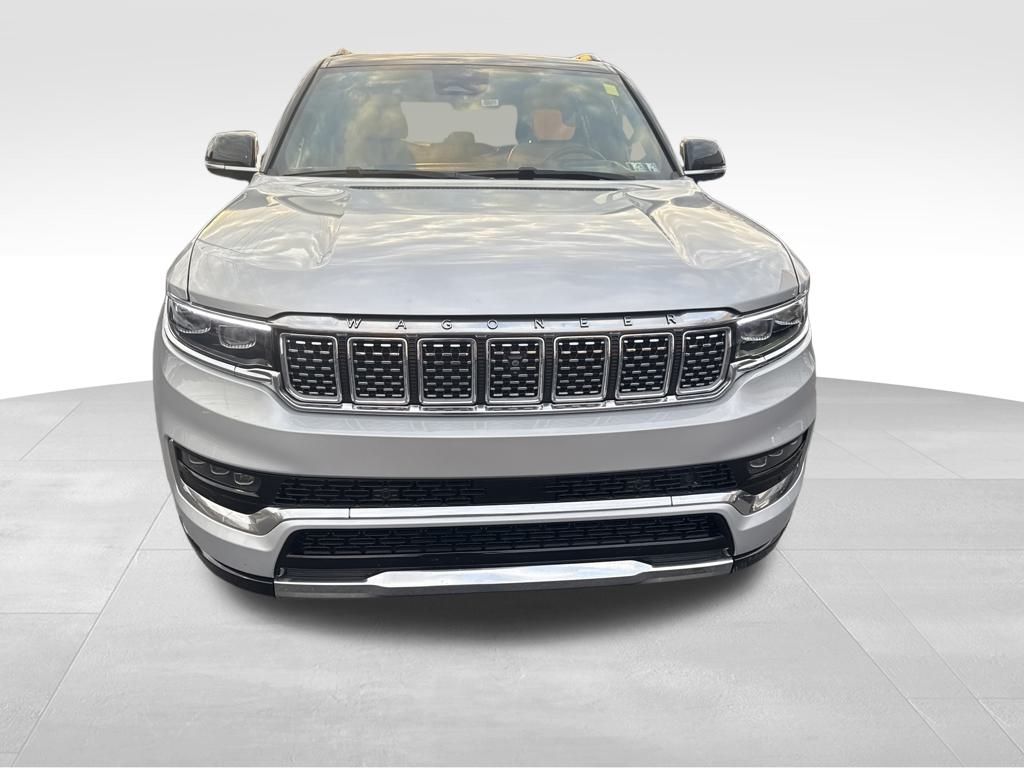 2024 Jeep Grand Wagoneer III photo 2