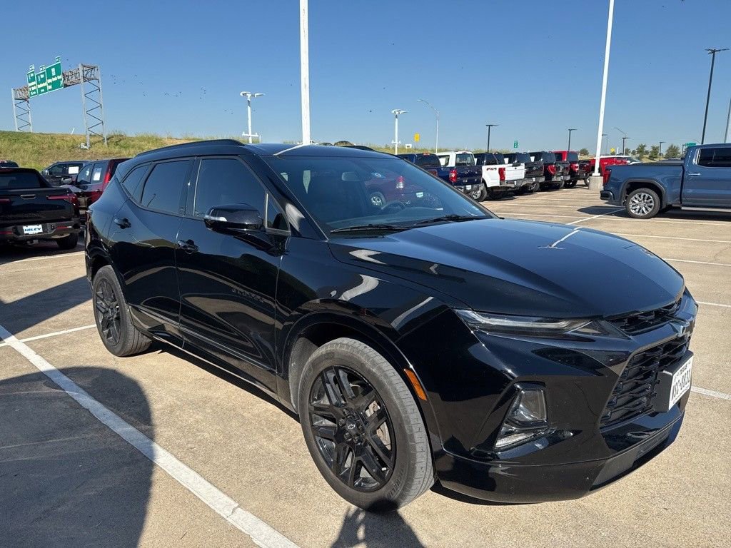 2020 Chevrolet Blazer RS photo 2