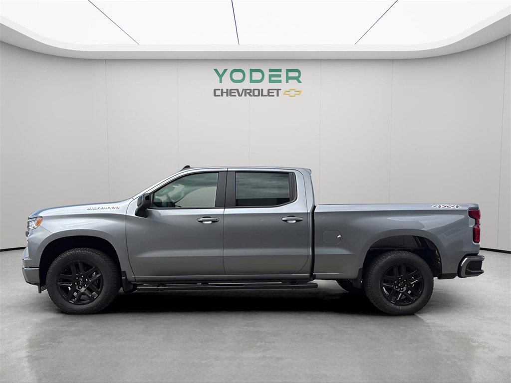 2025 Chevrolet Silverado 1500 RST photo 4