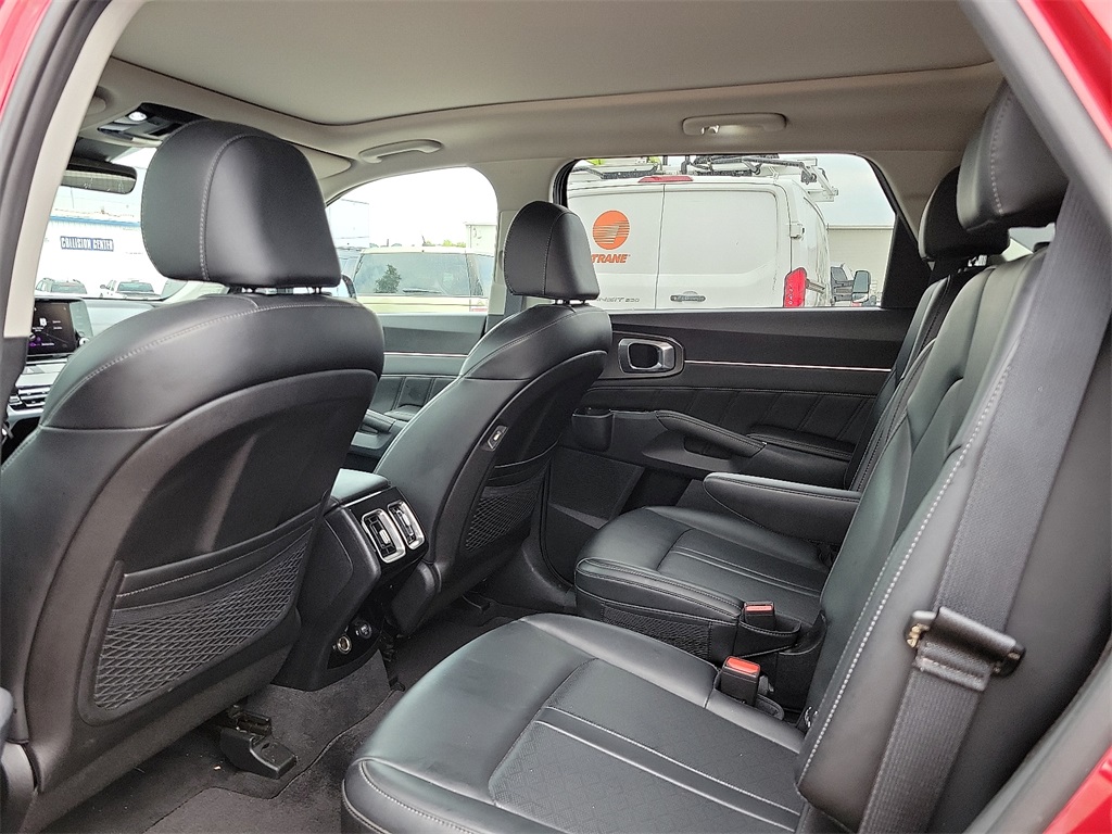 2023 Kia Sorento SX photo 5