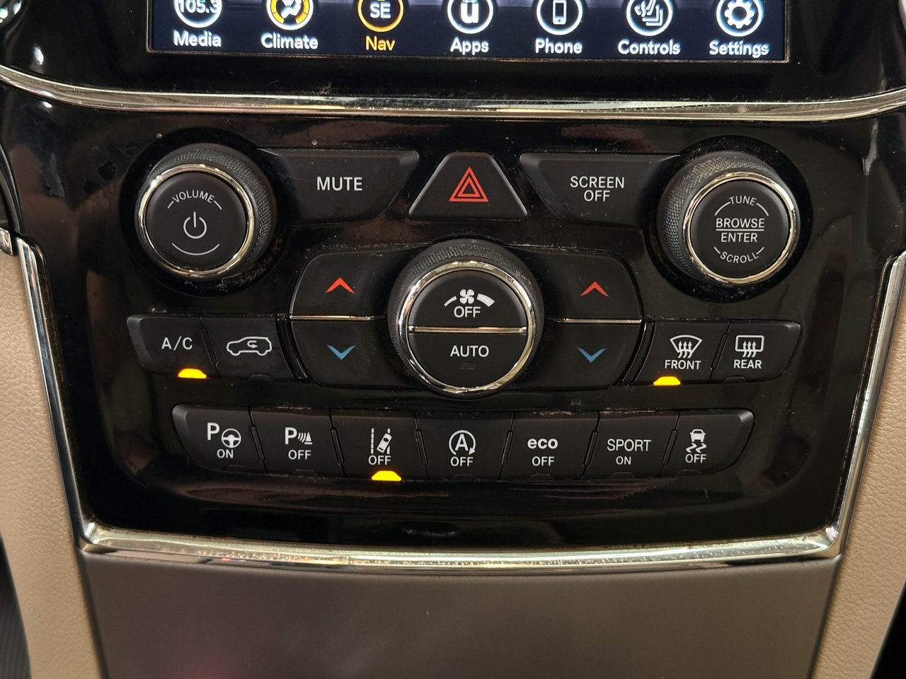 2021 Jeep Grand Cherokee Limited photo 9
