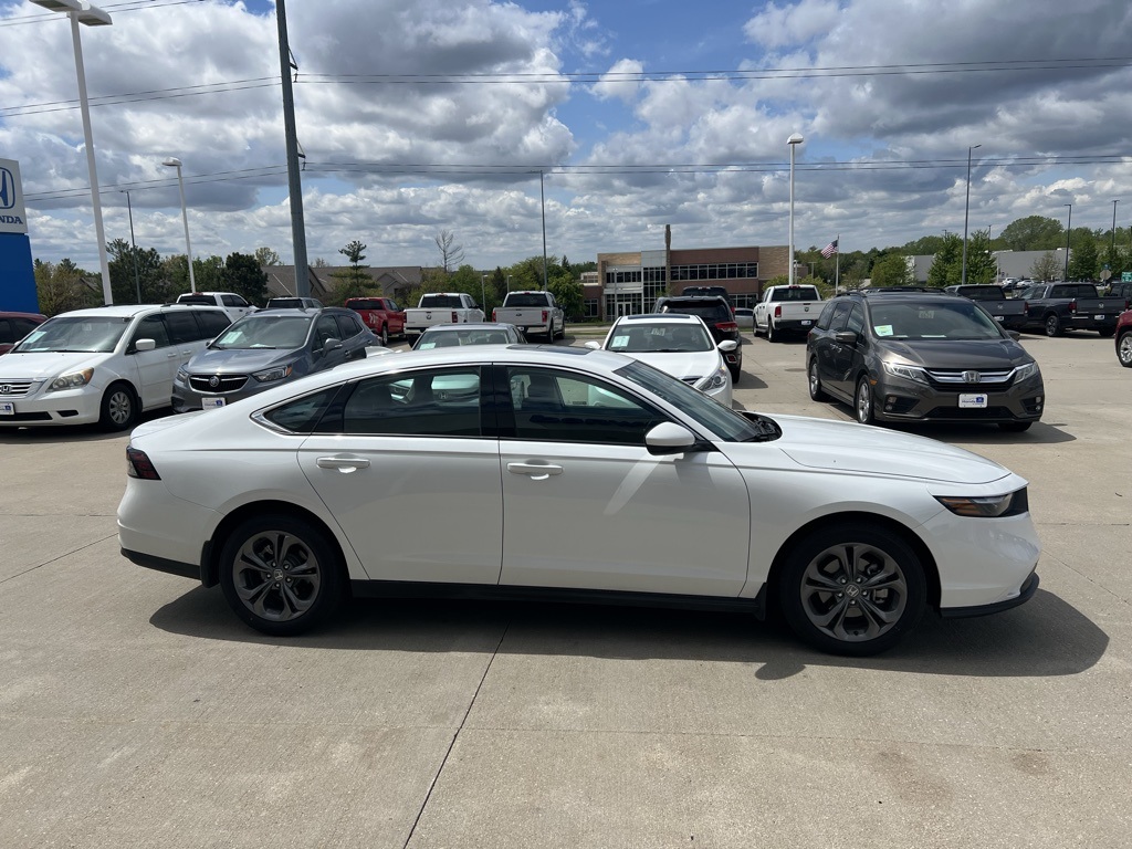 2024 Honda Accord EX photo 2