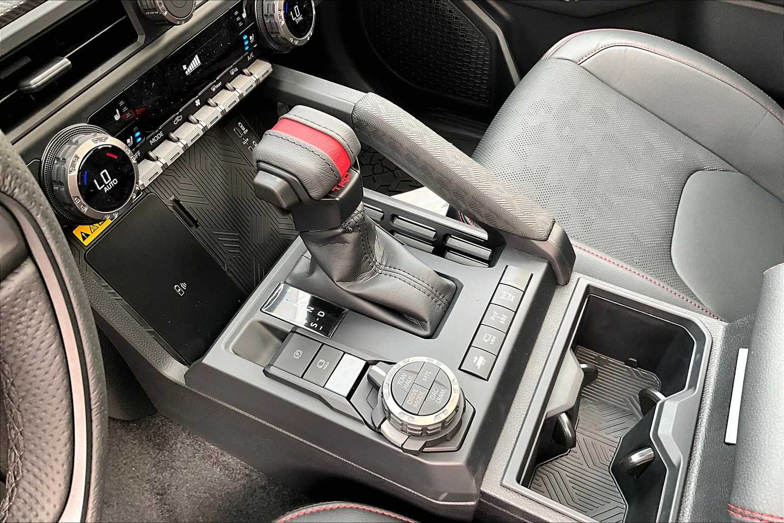 2025 Toyota Tacoma TRD Pro 4x4 Double Cab photo 13