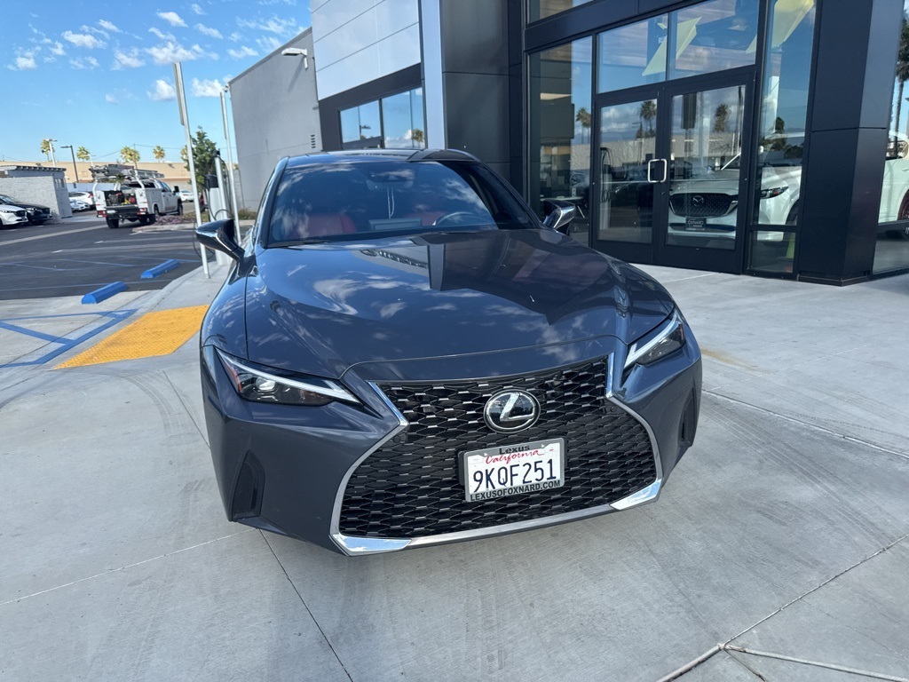 2024 Lexus IS 300 photo 5