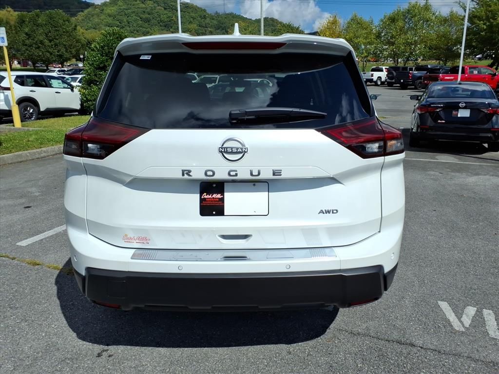 2026 Nissan Rogue SV photo 3