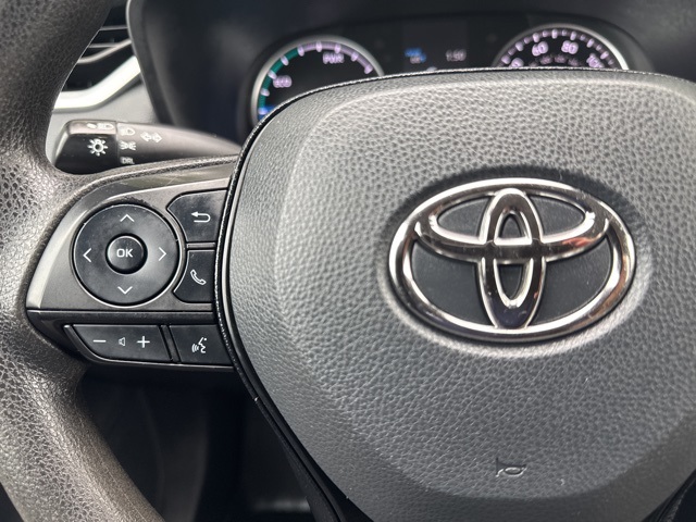 2021 Toyota RAV4 Hybrid LE photo 22